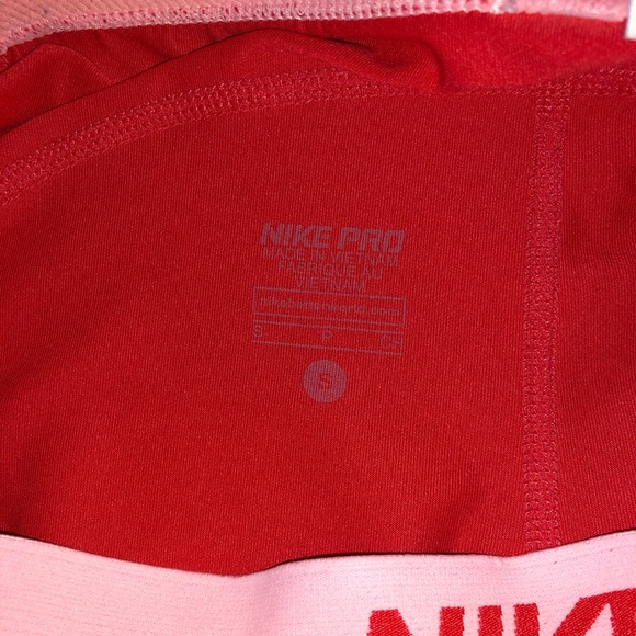 *SOLD* Nike Pro Shorts - Picture 3 of 3